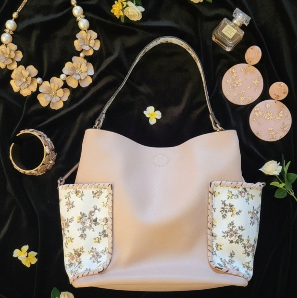 Handbag - Picture 16 of 16